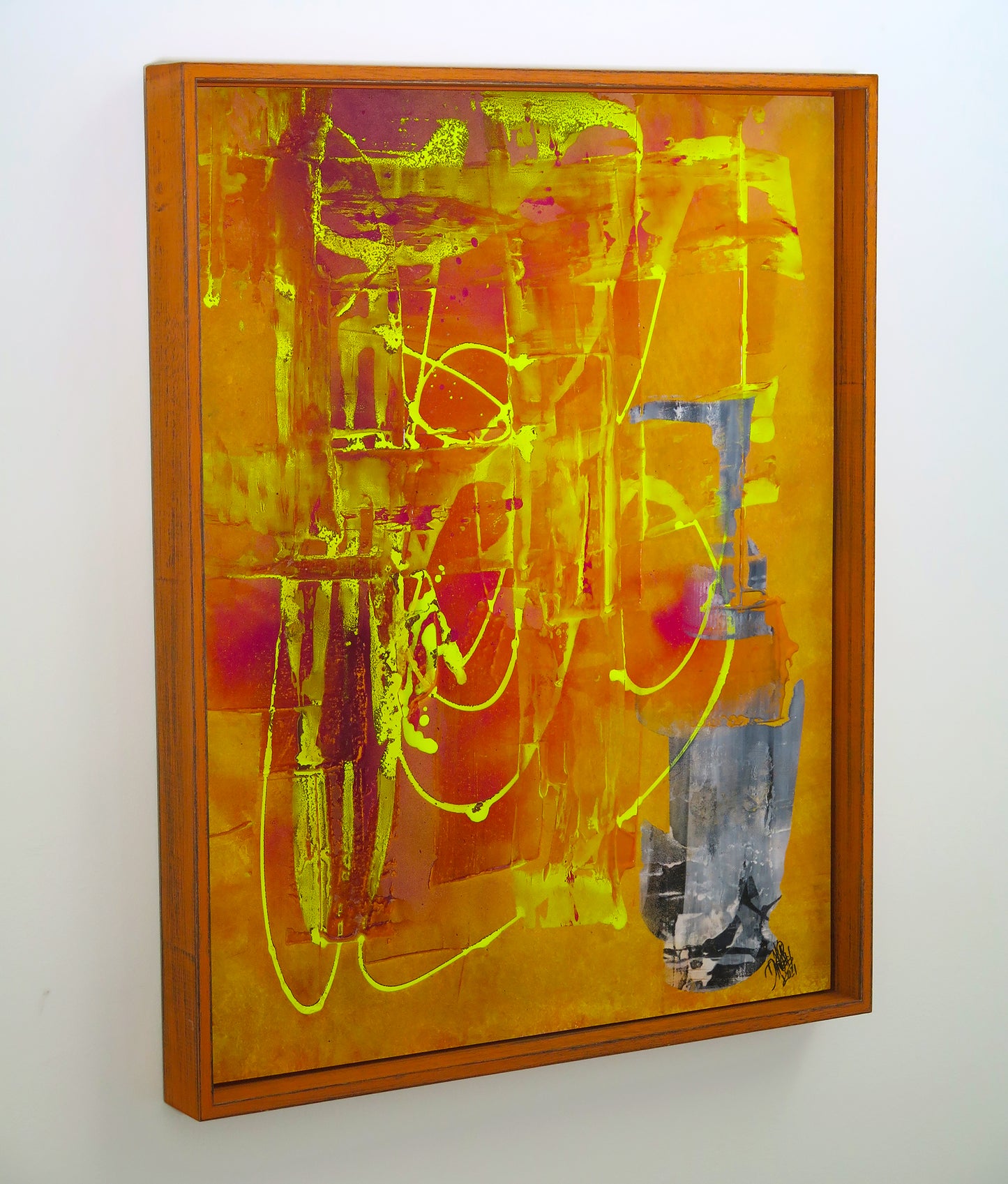 Tube Neon Yellow, 2023